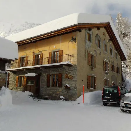 Facing Mont Blanc Apartment Chamonix